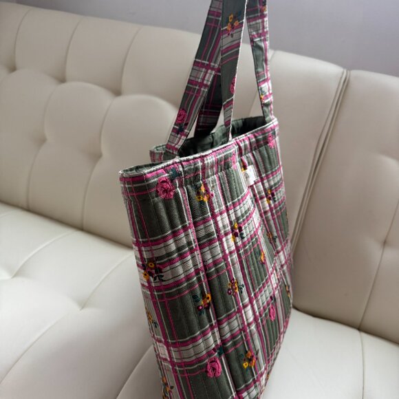 Petit Sézane limited edition quilted cotton tote olive green plaid floral NWOT - Picture 3 of 4